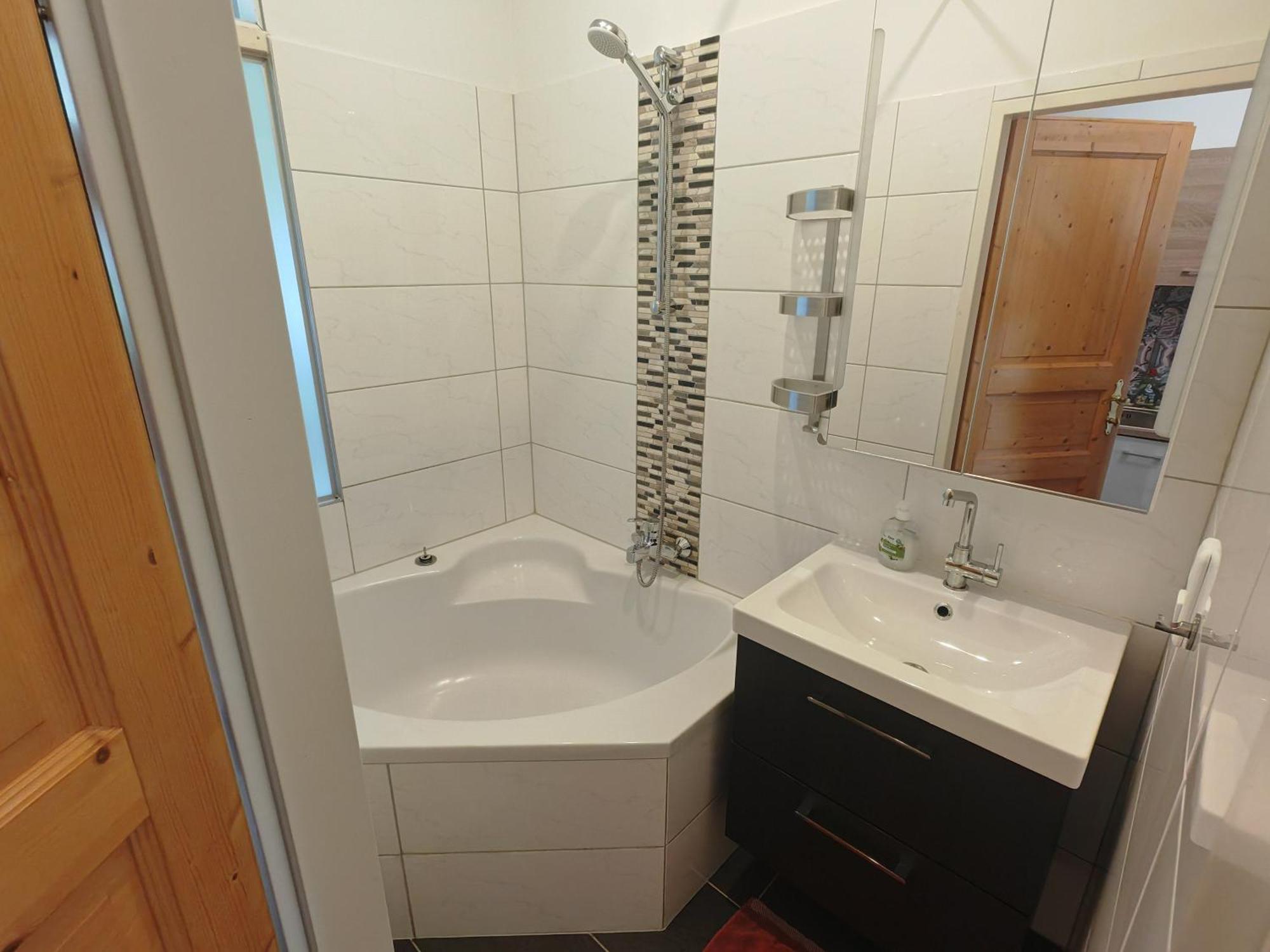 Leopoldauer Apartment Вена Экстерьер фото
